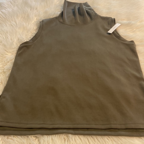 ADODOS WOMENS Turtle neck shirt size XL brand new color sage green length 27” - Picture 11 of 12